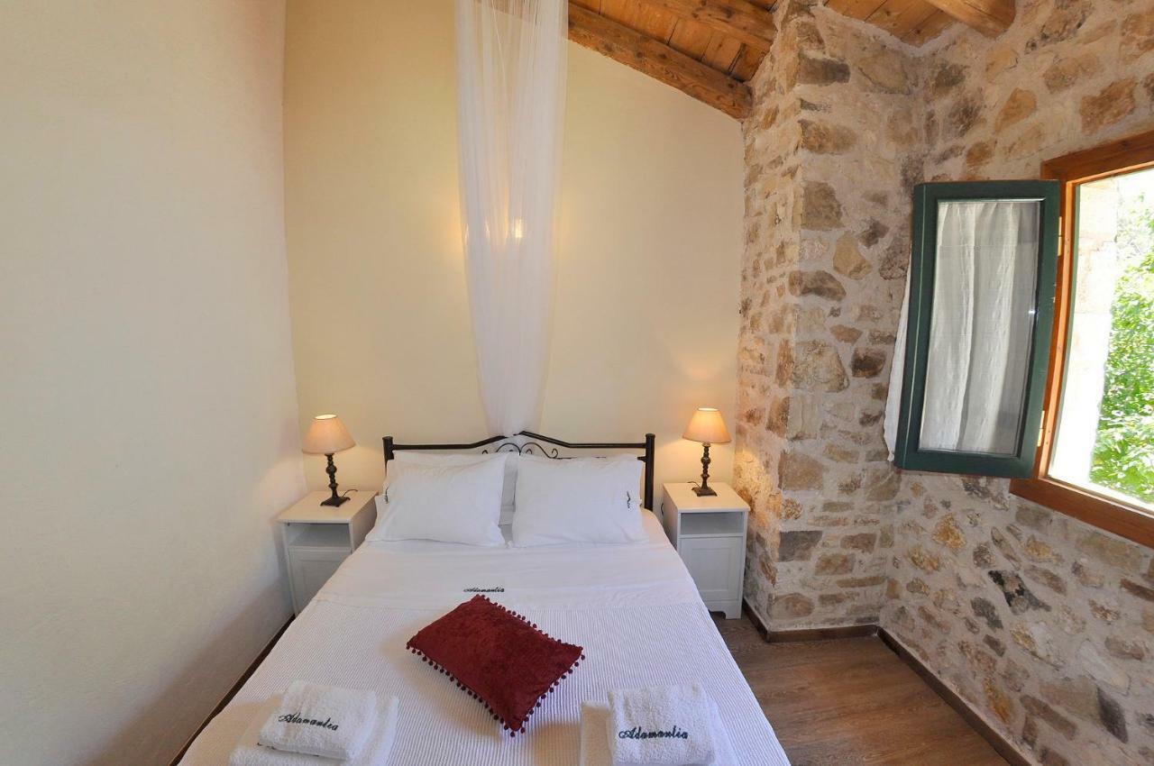 Adamantia Hotel Гайос Экстерьер фото